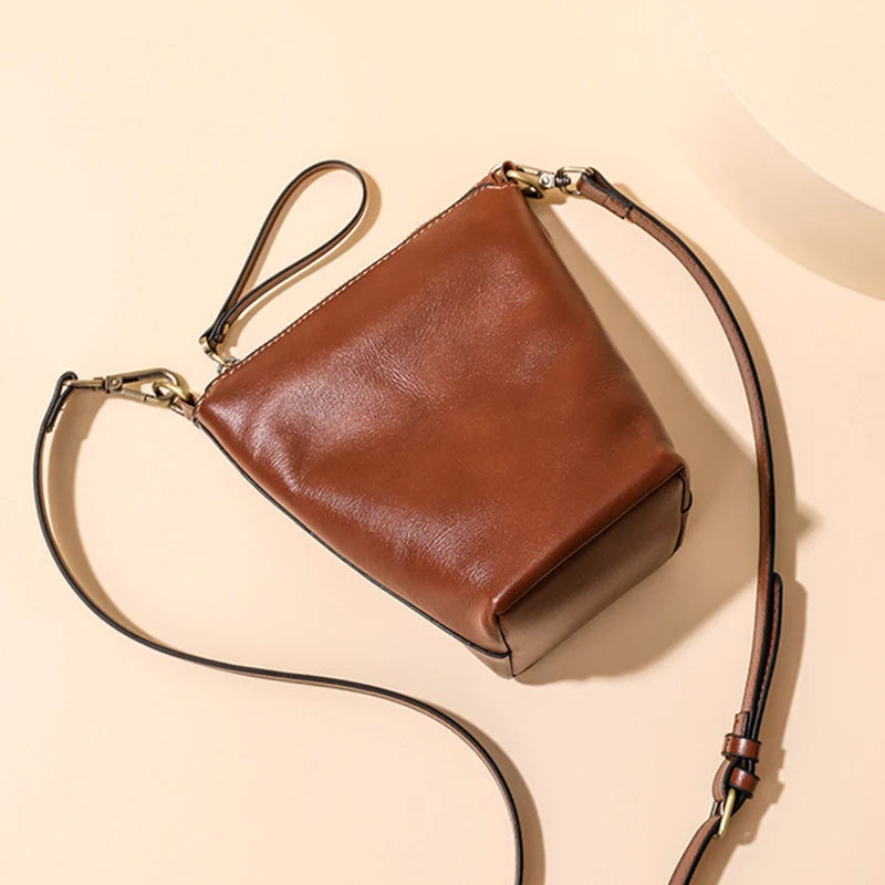 Mugrs™ Vintage Vegan Leather Bucket Phone Bag